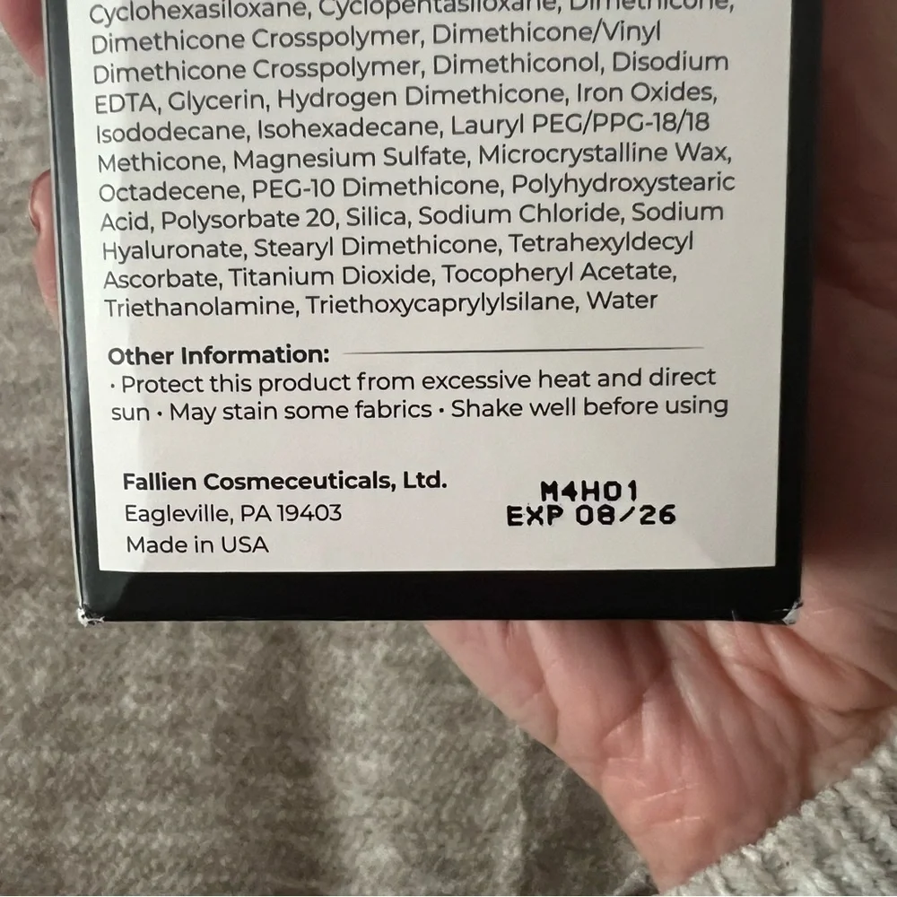 Deep Colored Tizo Tinted Moisturizing Serum SPF 30 Dark Brown It#EG1